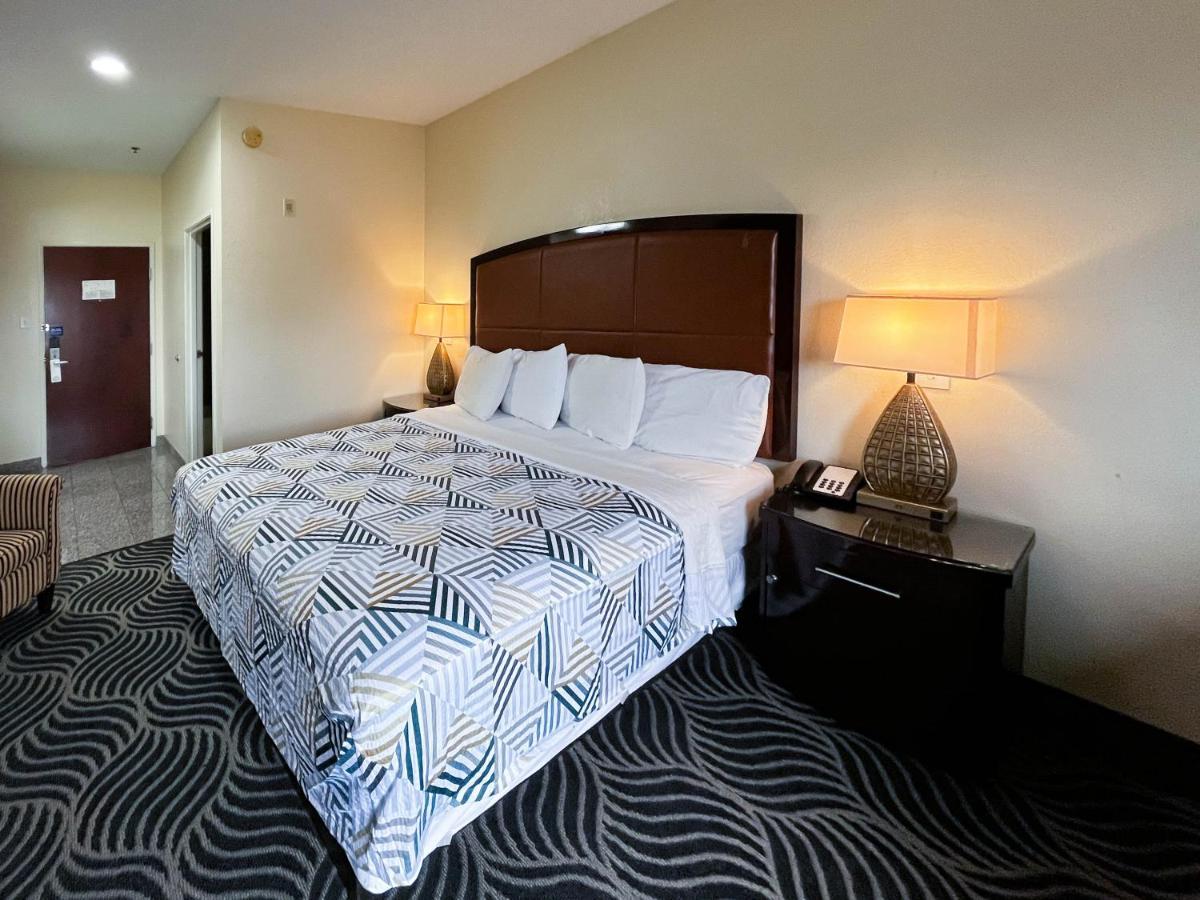 Executive Inn & Suites Breaux Bridge, La Экстерьер фото