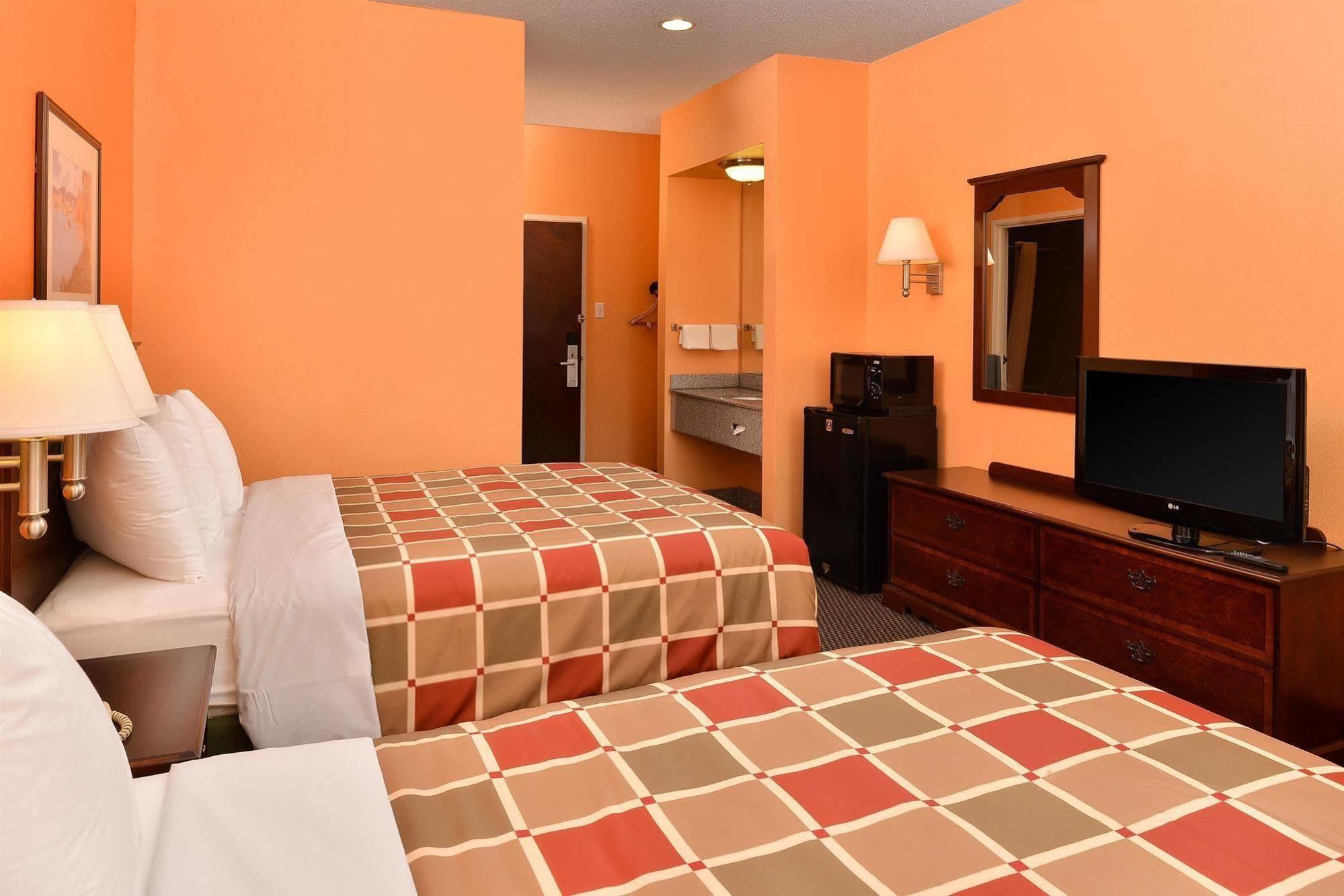 Executive Inn & Suites Breaux Bridge, La Экстерьер фото